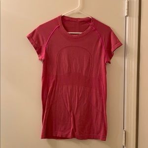 Lululemon Swiftly Tee Size 10